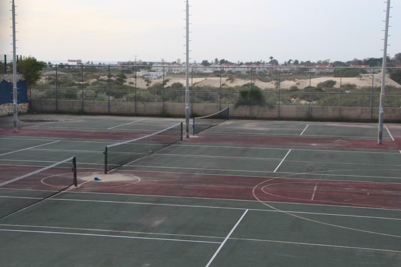 The Beach Garden Apt. Caesarea Esterno foto